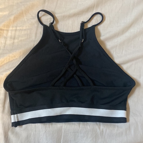 Slightly worn black hollister sports/bralette top - Picture 2 of 2